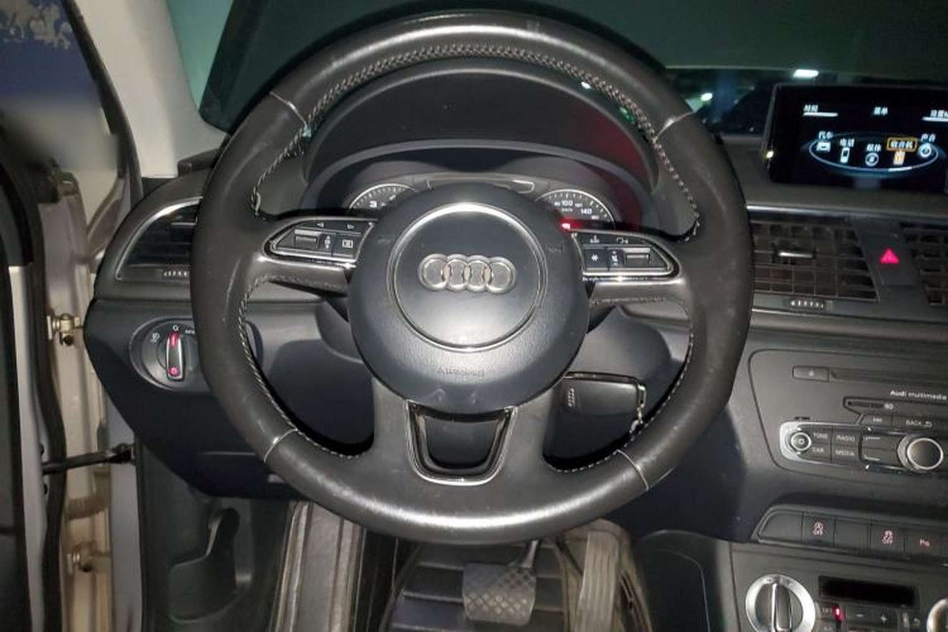 Used Audi Q3 2015 35 TFSI quattro Technology Edition Steering Wheel