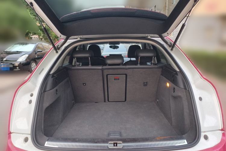 Used Audi Q3 2015 35 TFSI Comfort Model Trunk
