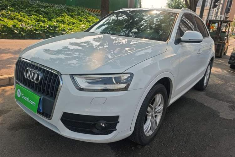 Audi Q3 2015 35 TFSI Comfort Model d’occasion Guazi used car, China used car export, Used car for sale, Used cars, Cheapest cars for sale
