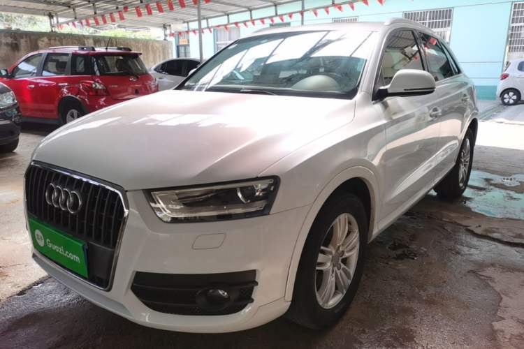 Używany Audi Q3 2015 35 TFSI Comfort Model Guazi used car, China used car export, Used car for sale, Used cars, Cheapest cars for sale