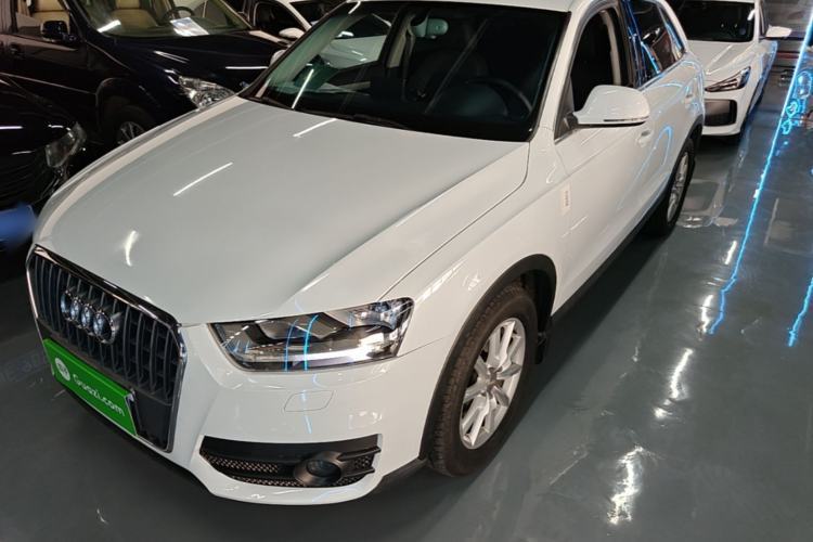 Used Audi Q3 2015 35 TFSI Ambition Edition Guazi used car, China used car export, Used car for sale, Used Audi cars, Cheapest cars for sale