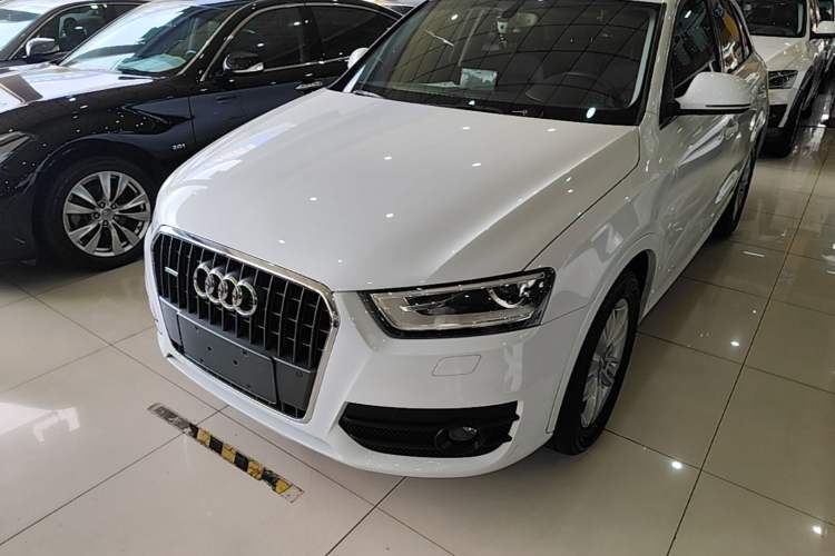Used Audi Q3 2015 35 TFSI quattro Technology Edition Guazi used car, China used car export, Used car for sale, Used cars, Cheapest cars for sale