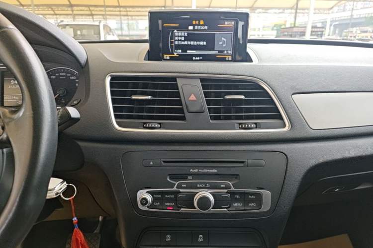 Used Audi Q3 2015 35 TFSI Millionth Anniversary Intelligent Edition Audio And AC Panel