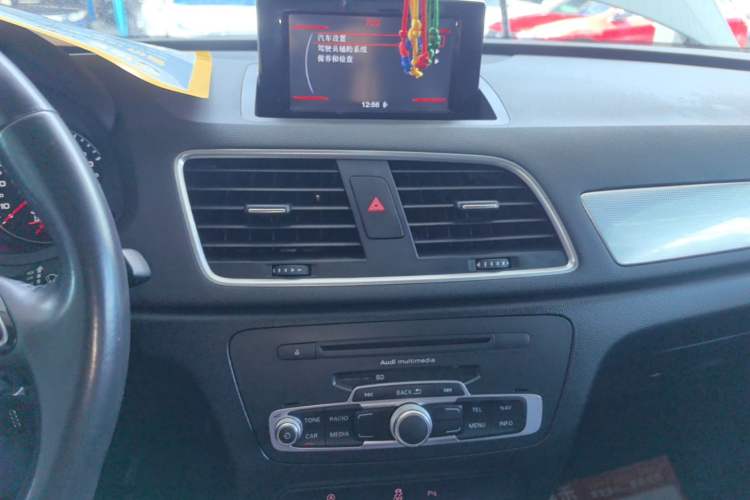 Used Audi Q3 2015 35 TFSI Millionth Anniversary Comfort Model Audio And AC Panel