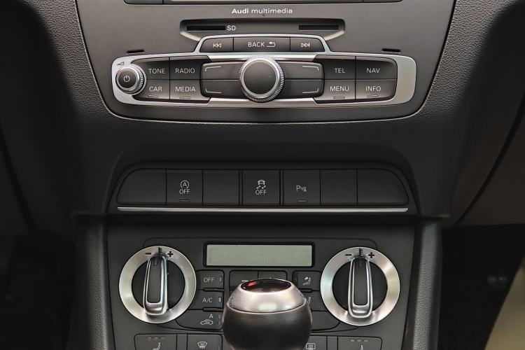 Used Audi Q3 2015 35 TFSI Millionth Anniversary Comfort Model Audio And AC Panel