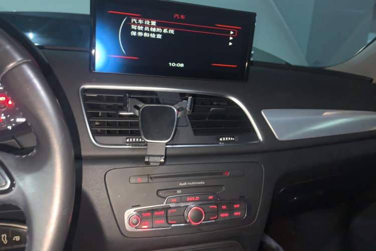 Used Audi Q3 2015 35 TFSI Ambition Edition Audio And AC Panel