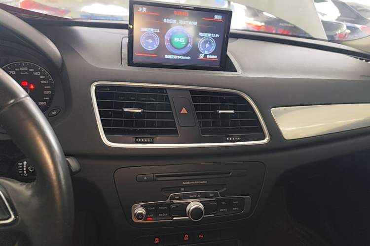 Used Audi Q3 2015 35 TFSI Millionth Anniversary Comfort Model Audio And AC Panel