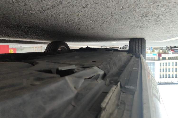 Used Audi Q3 2015 30 TFSI Comfort Model Chassis Rear Left