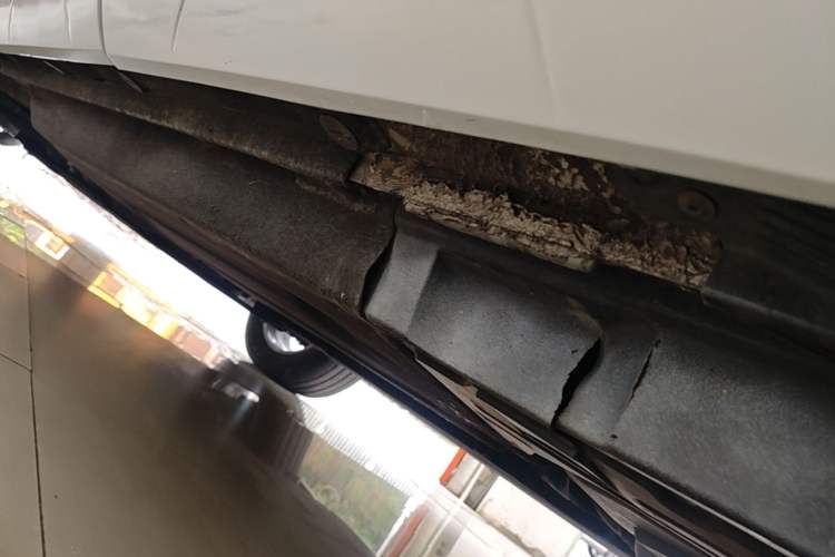 Used Audi Q3 2015 30 TFSI Comfort Model Chassis Rear Left