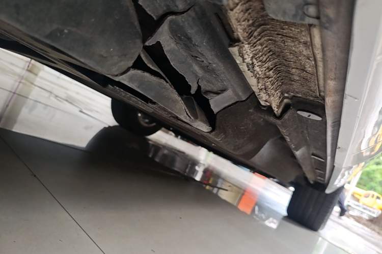 Used Audi Q3 2015 30 TFSI Comfort Model Chassis Rear Right