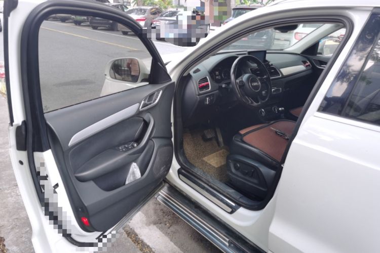 Used Audi Q3 2015 35 TFSI Comfort Model Driver Seat