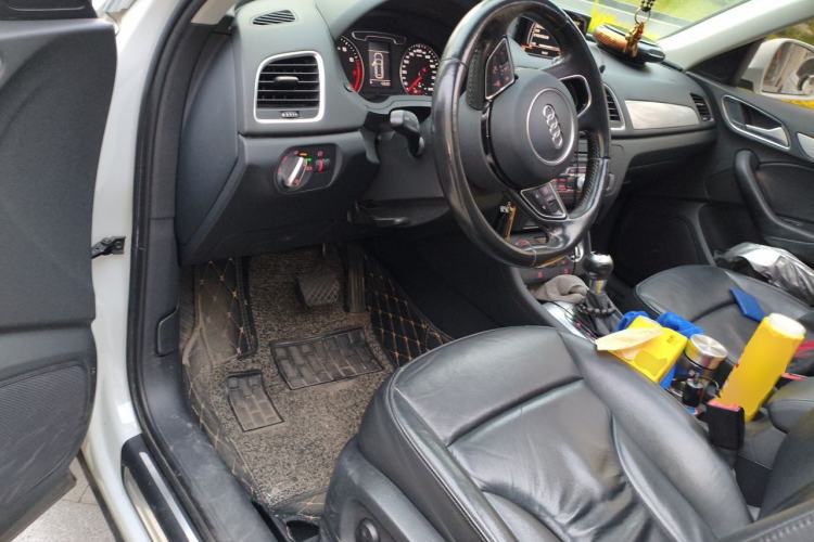 Used Audi Q3 2015 30 TFSI Comfort Model Driver Seat
