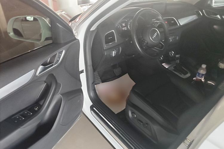 Used Audi Q3 2015 30 TFSI Comfort Model Driver Seat