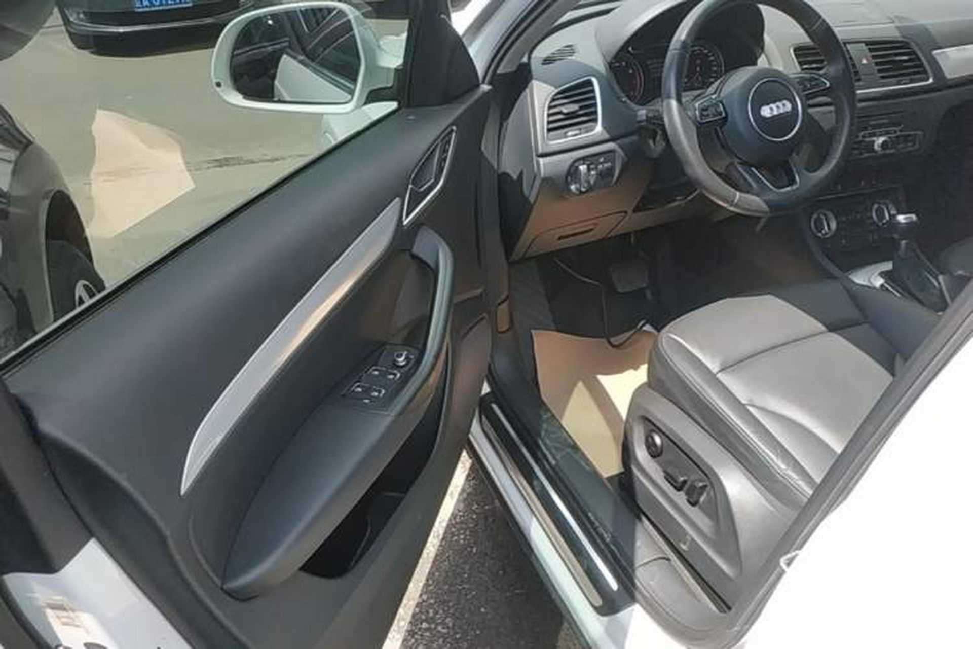 Used Audi Q3 2015 35 TFSI Comfort Model Driver Seat