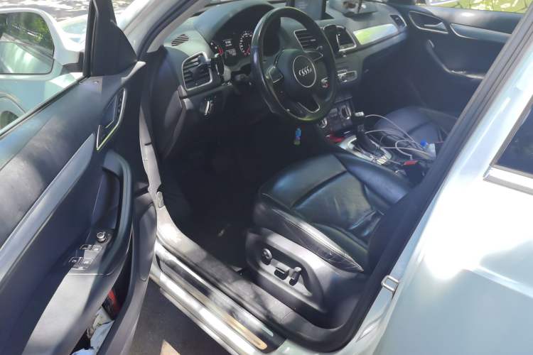 Used Audi Q3 2015 35 TFSI Comfort Model Driver Seat