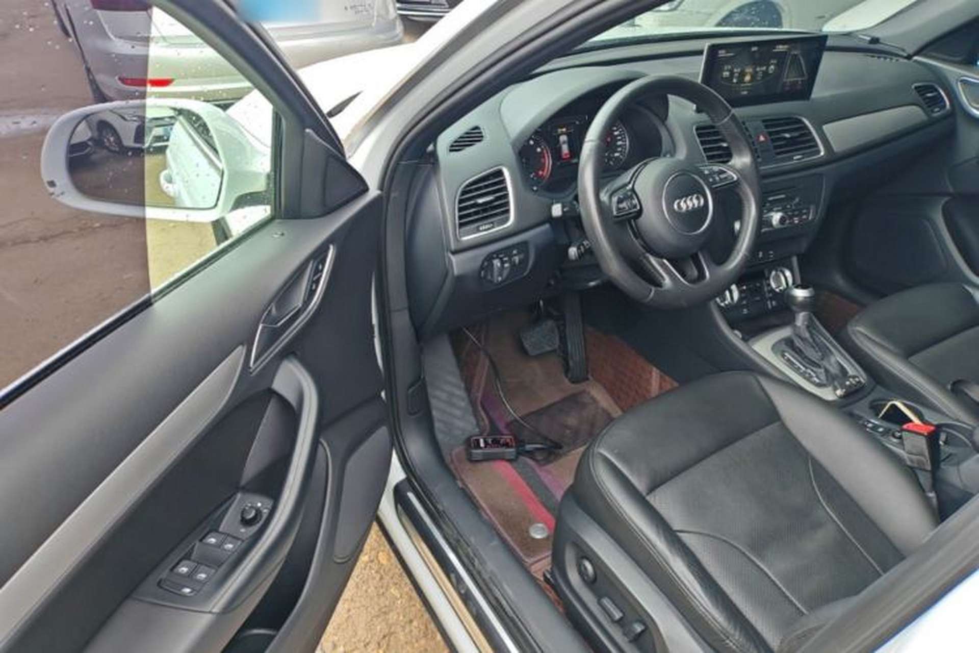 Used Audi Q3 2015 35 TFSI Ambition Edition Driver Seat