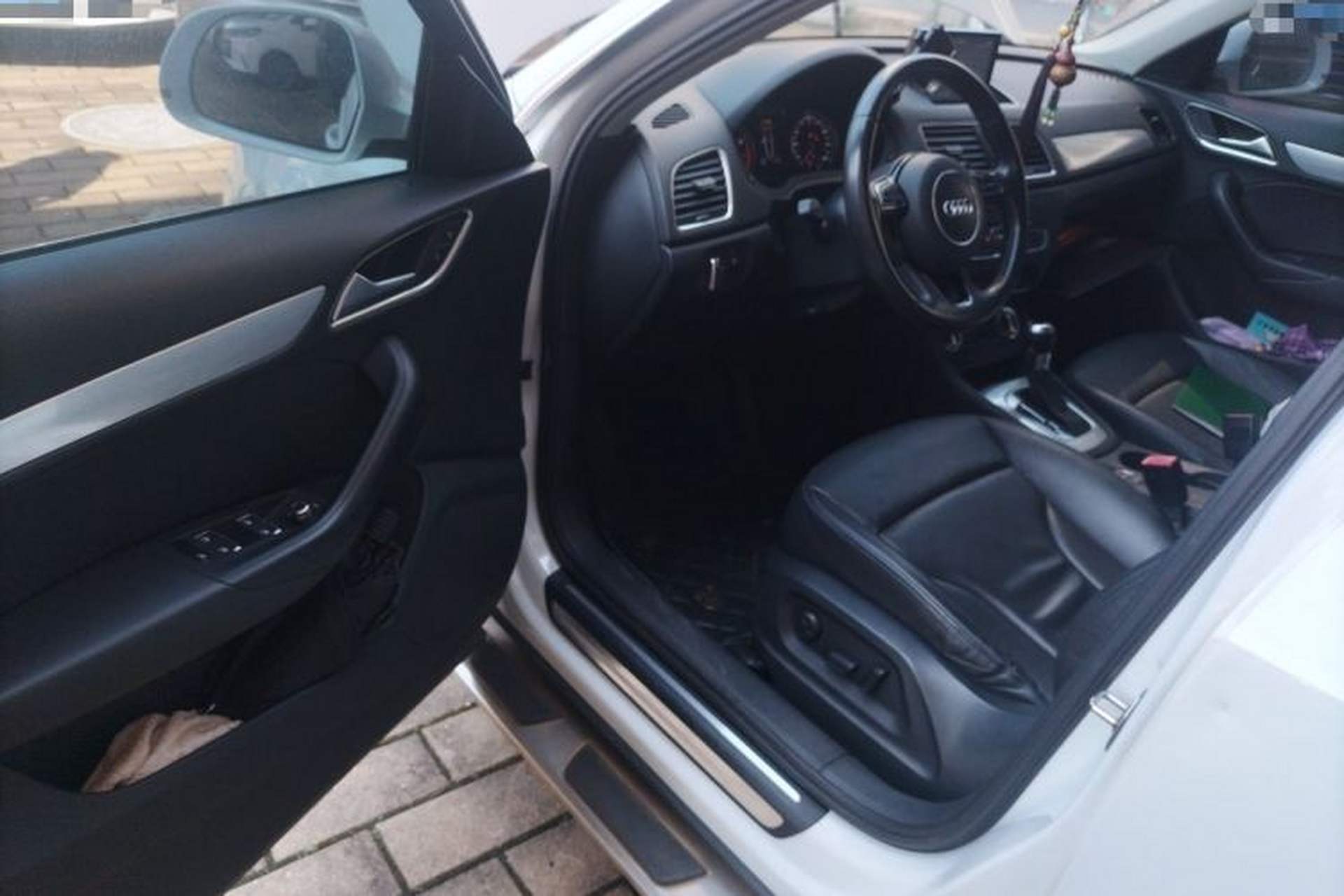 Used Audi Q3 2015 30 TFSI Comfort Model Driver Seat