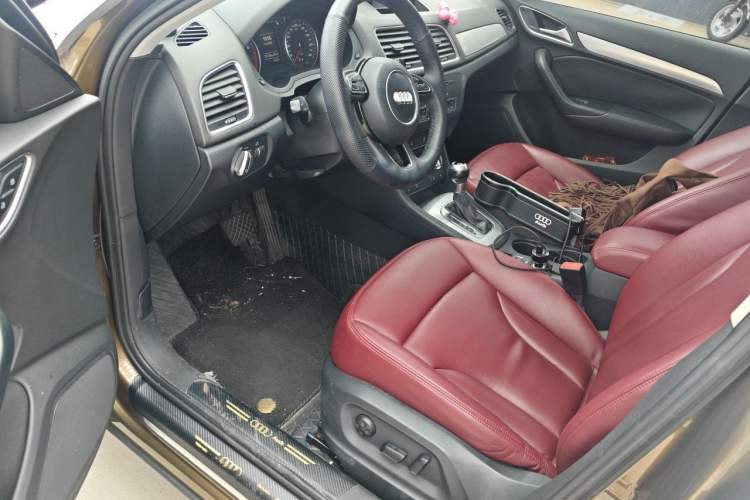 Used Audi Q3 2015 35 TFSI Comfort Model Driver Seat