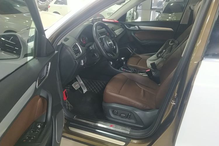 Used Audi Q3 2015 35 TFSI quattro Technology Edition Driver Seat