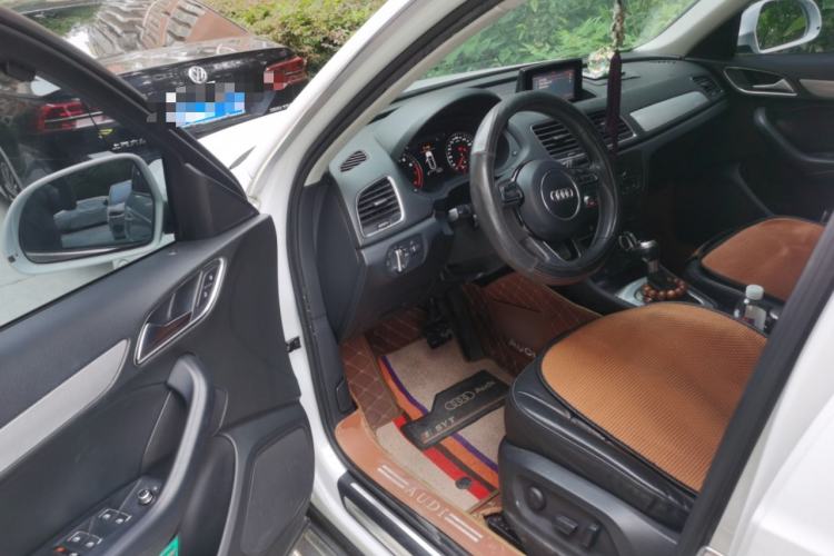 Used Audi Q3 2015 30 TFSI Comfort Model Driver Seat