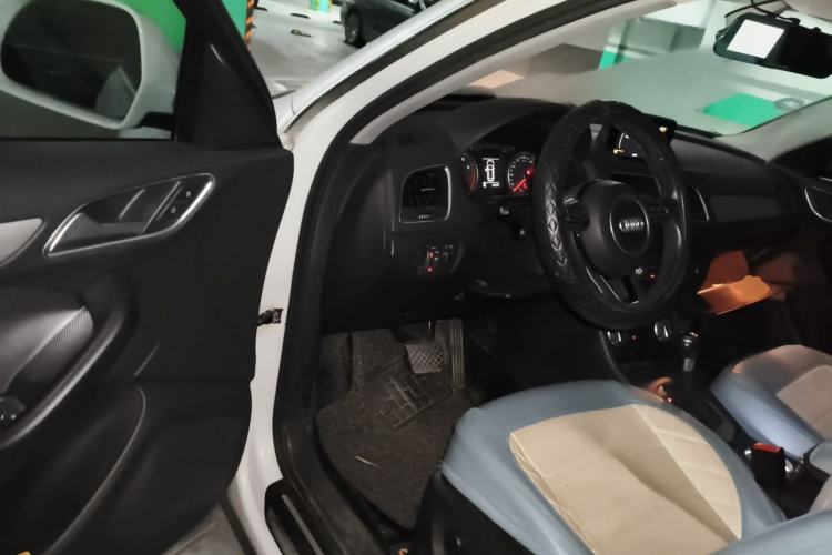 Used Audi Q3 2015 35 TFSI Millionth Anniversary Intelligent Edition Driver Seat