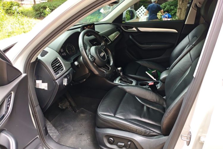 Used Audi Q3 2015 35 TFSI Comfort Model Driver Seat