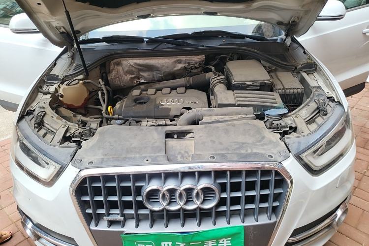 Used Audi Q3 2015 35 TFSI Ambition Edition Engine Bay