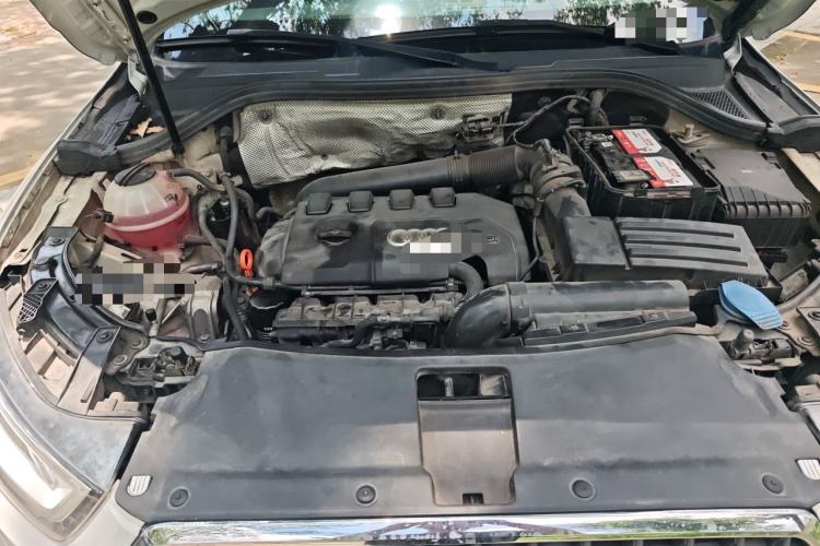 Used Audi Q3 2015 35 TFSI quattro Technology Edition Engine Bay