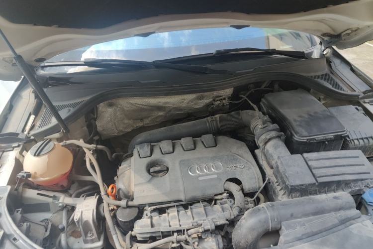 Used Audi Q3 2015 35 TFSI Ambition Edition Engine Bay