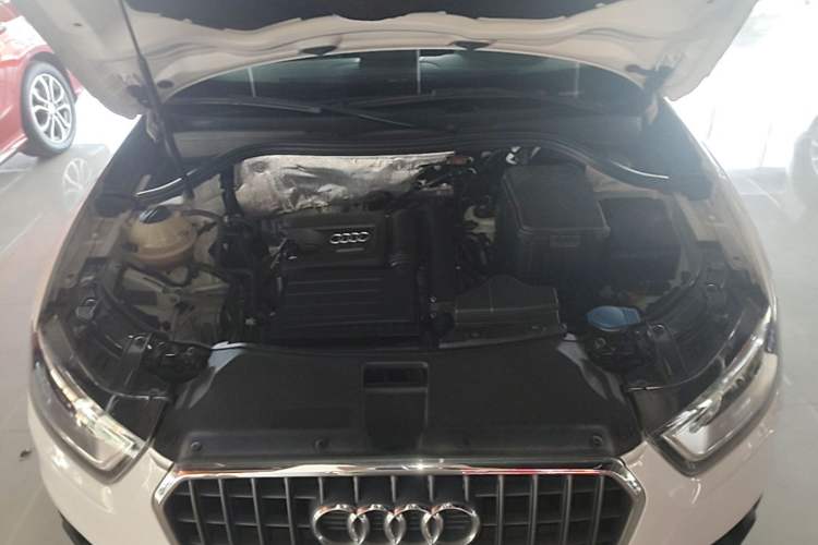 Used Audi Q3 2015 30 TFSI Comfort Model Engine Bay