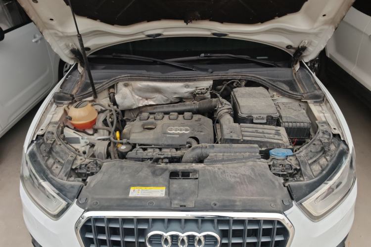 Used Audi Q3 2015 35 TFSI quattro Technology Edition Engine Bay