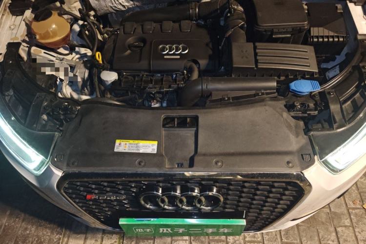 Used Audi Q3 2015 35 TFSI Comfort Model Engine Bay