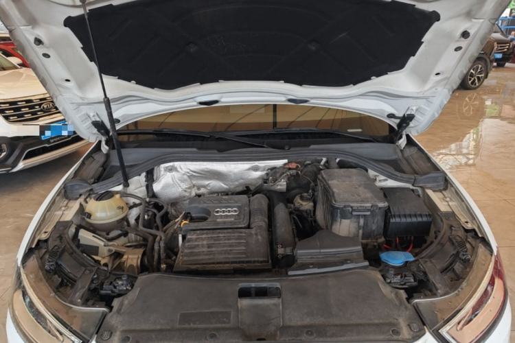 Used Audi Q3 2015 30 TFSI Comfort Model Engine Bay