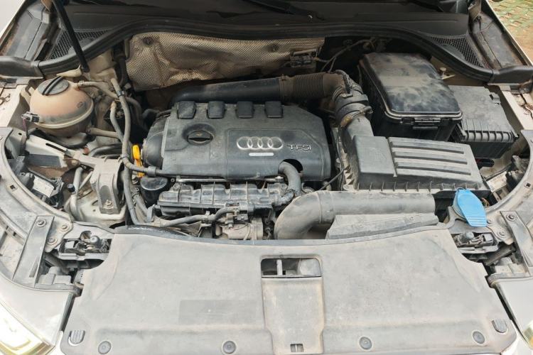 Used Audi Q3 2015 35 TFSI quattro Technology Edition Engine Bay