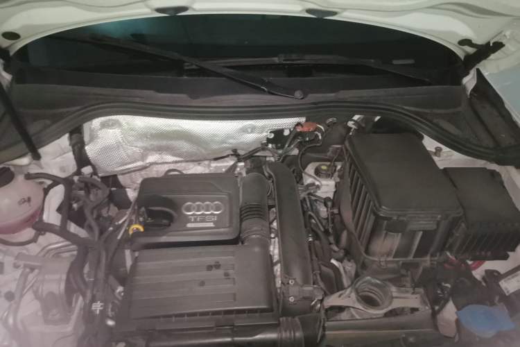Used Audi Q3 2015 30 TFSI Comfort Model Engine Bay
