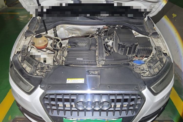 Used Audi Q3 2015 35 TFSI Ambition Edition Engine Bay