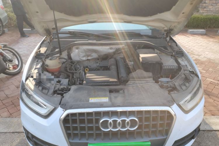 Used Audi Q3 2015 30 TFSI Comfort Model Engine Bay