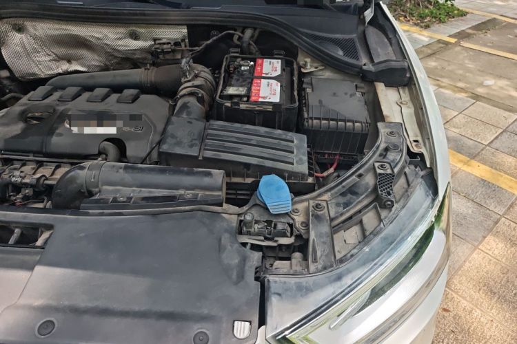 Used Audi Q3 2015 35 TFSI quattro Technology Edition Engine Bay Left