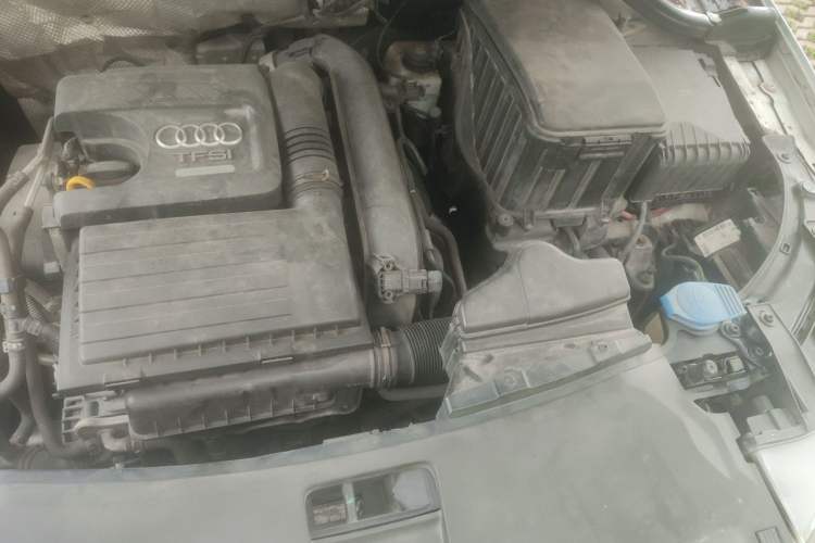 Used Audi Q3 2015 30 TFSI Ambition Edition Engine Bay Left