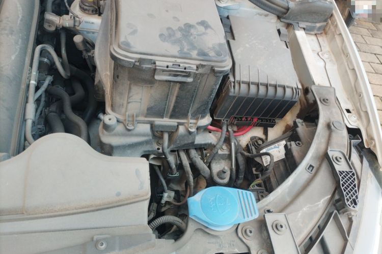 Used Audi Q3 2015 30 TFSI Comfort Model Engine Bay Left