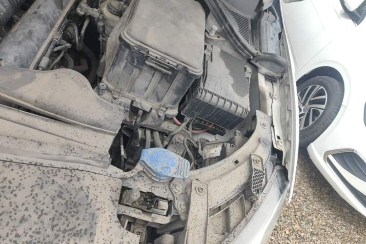 Used Audi Q3 2015 30 TFSI Comfort Model Engine Bay Left