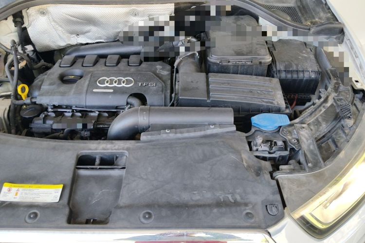 Used Audi Q3 2015 35 TFSI Comfort Model Engine Bay Left
