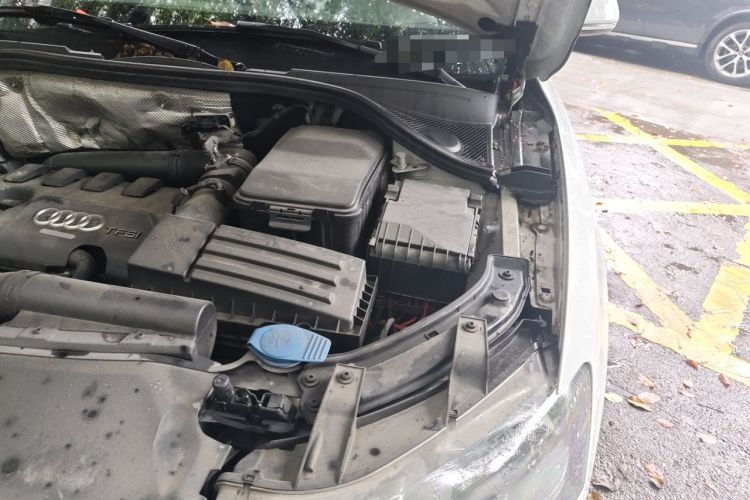Used Audi Q3 2015 35 TFSI Millionth Anniversary Intelligent Edition Engine Bay Left