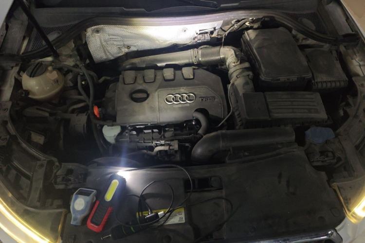 Used Audi Q3 2015 35 TFSI quattro Technology Edition Engine Bay