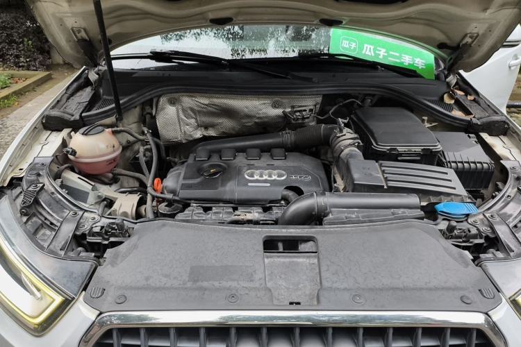Used Audi Q3 2015 35 TFSI quattro Technology Edition Engine Bay