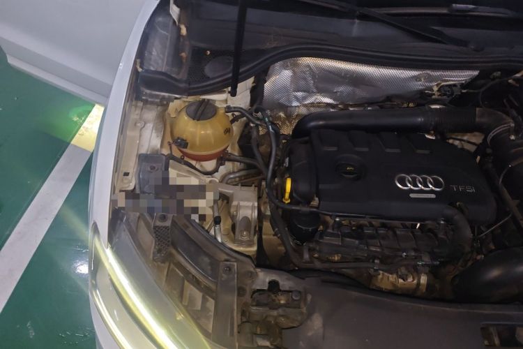 Used Audi Q3 2015 35 TFSI Ambition Edition Engine Bay Right