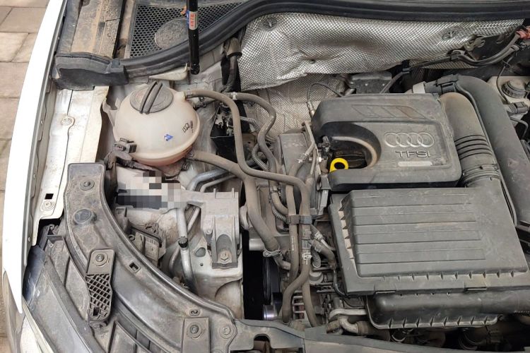 Used Audi Q3 2015 30 TFSI Comfort Model Engine Bay Right