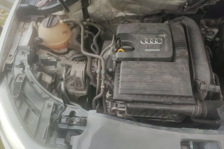 Used Audi Q3 2015 30 TFSI Ambition Edition Engine Bay Right