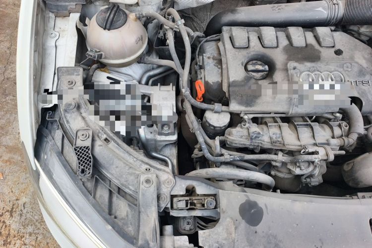 Used Audi Q3 2015 35 TFSI quattro Technology Edition Engine Bay Right
