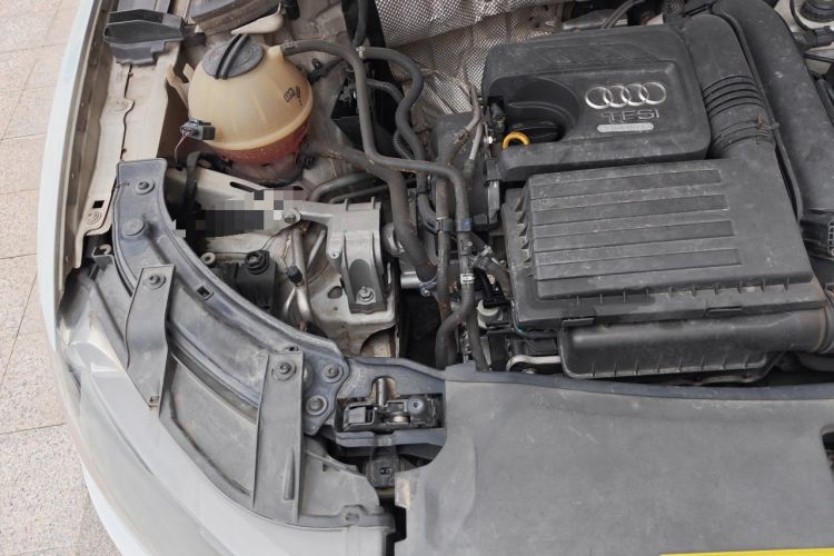 Used Audi Q3 2015 30 TFSI Ambition Edition Engine Bay Right
